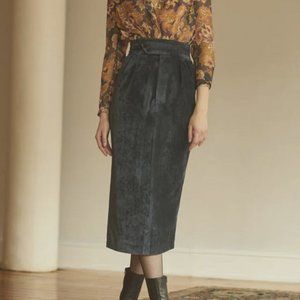 Black Iris Midi High Waisted Polly Skirt in Navy Corduroy, Size 4